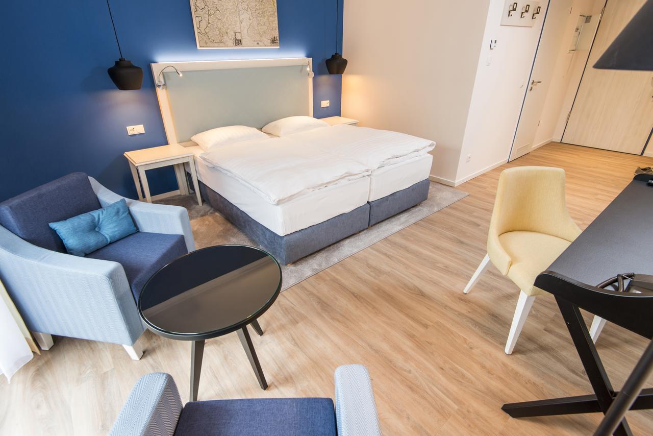 Boutique-Hotel Zur Alten Post Busum Exterior photo