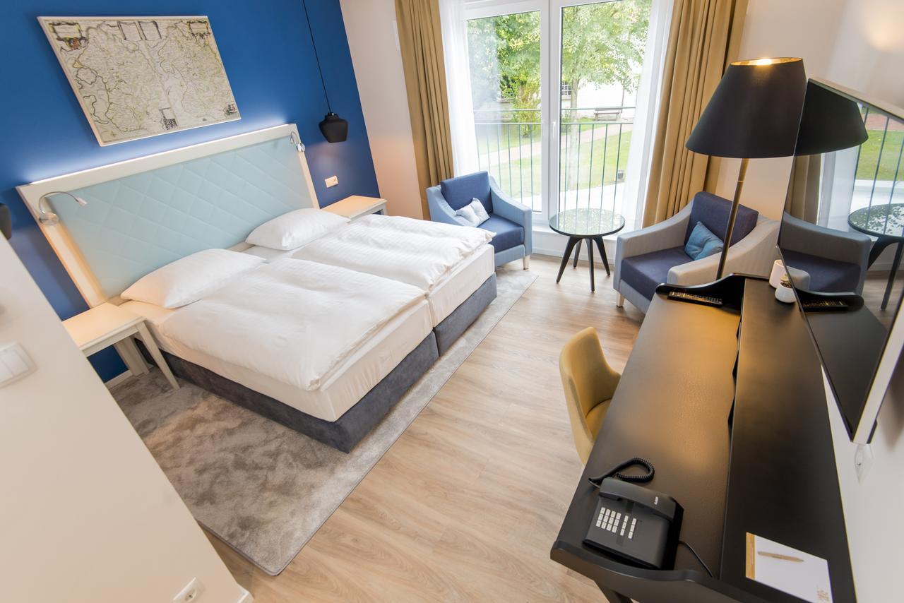 Boutique-Hotel Zur Alten Post Busum Exterior photo